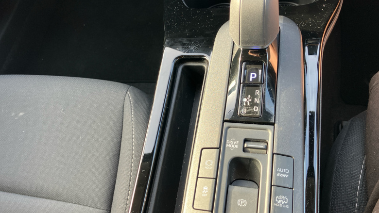 Toyota Prius 2.0 PHEV Design 5dr CVT Hatchback